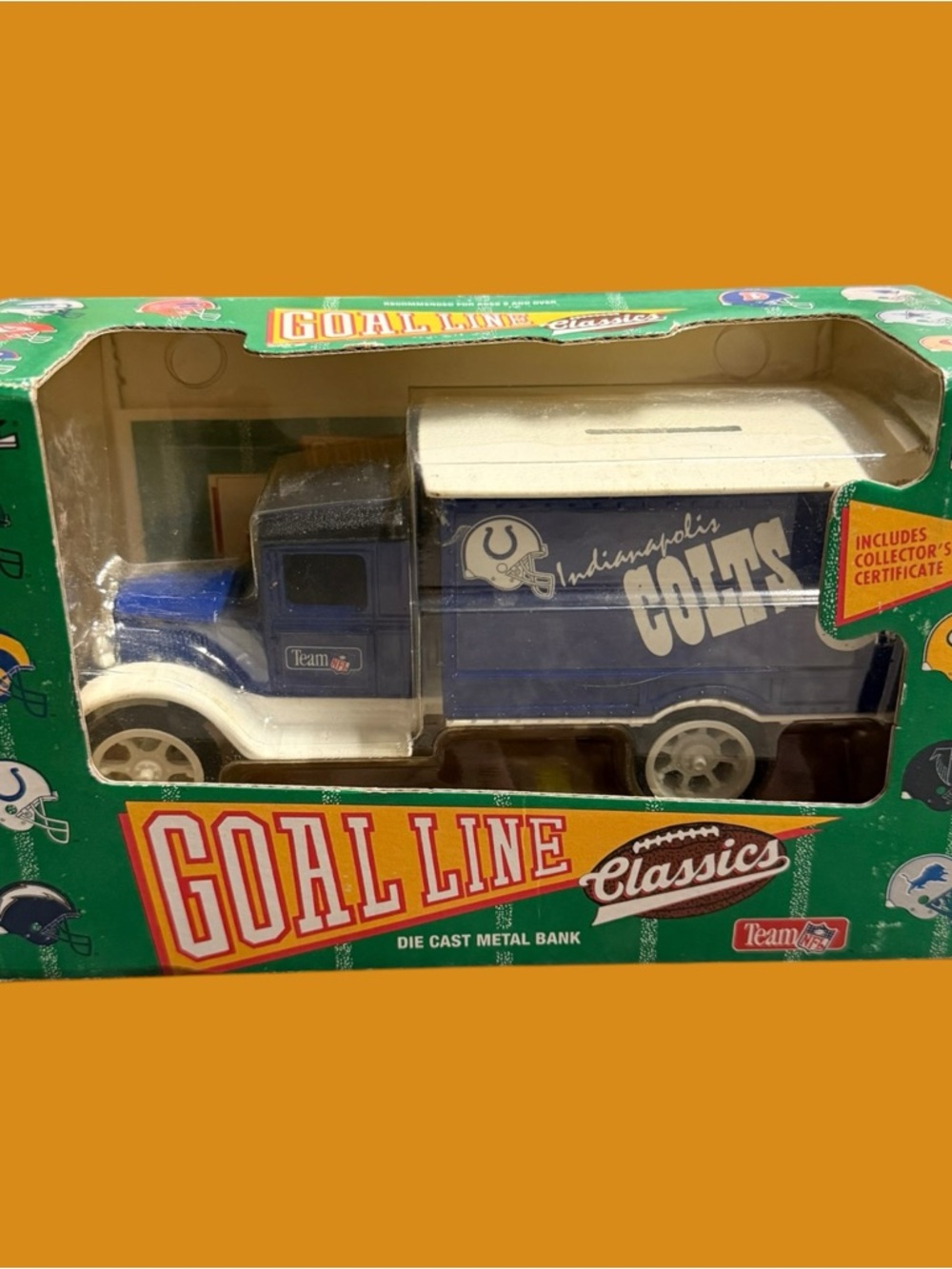 Vintage Ertl 1993 Goal Line Classics Indianapolis Colts 1:25 Die-Cast Metal Bank